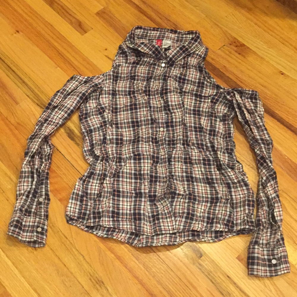 H&M Divided Plaid Snap Button Cold Shoulder 4